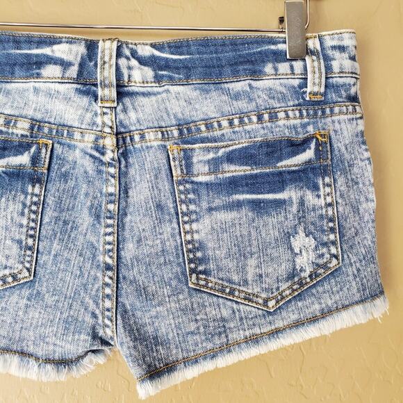 Carmar Distressed Frayed Acid Wash Denim Shorts - Picture 7 of 9